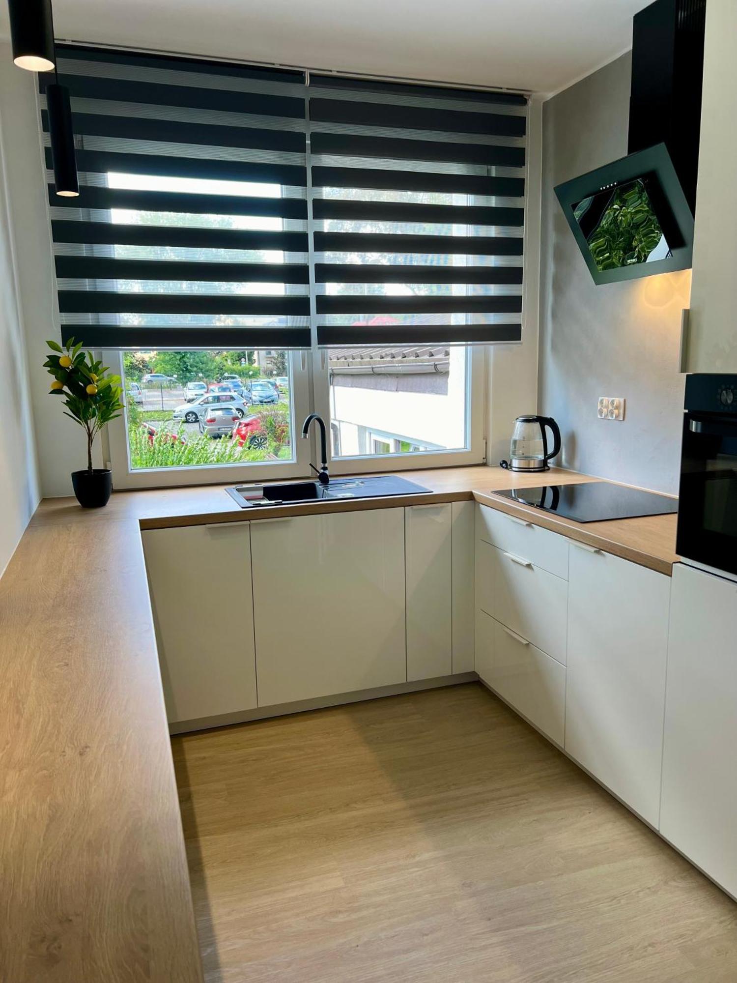 M&S Lux Apartments Kochanowskiego Лодзь Экстерьер фото
